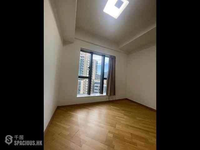 Tseung Kwan O - Alto Residences Block 8 09