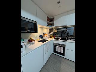 Tseung Kwan O - The Wings IIIA 02