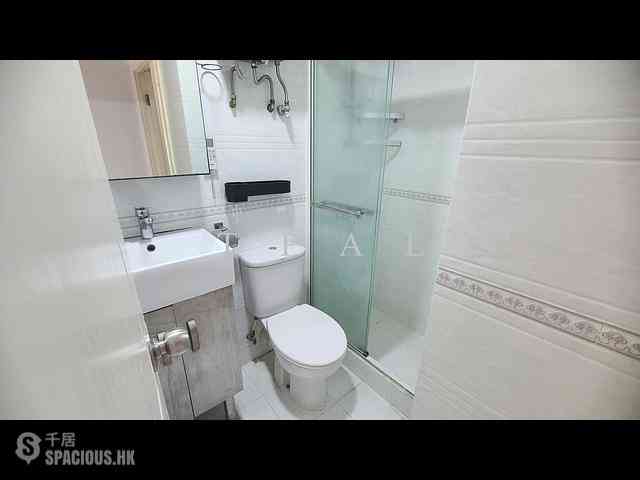 North Point - Bo Shing Court 04