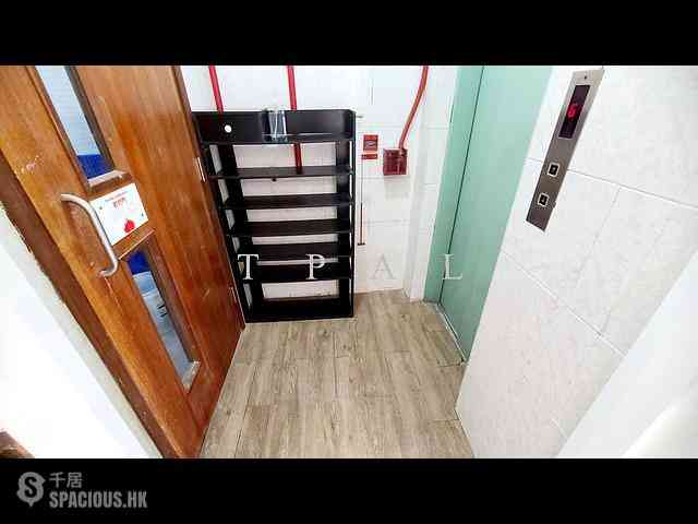 North Point - Bo Shing Court 06