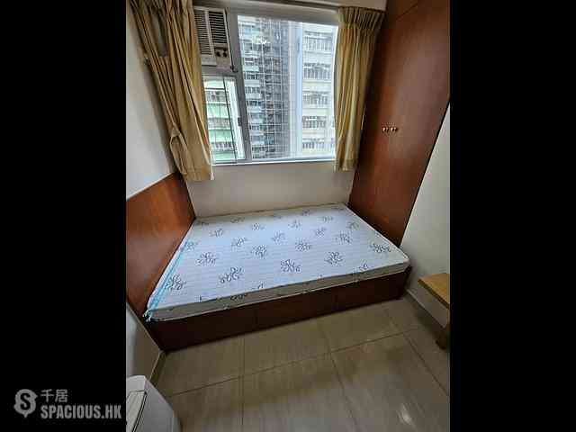 Wan Chai - Siu On Mansion 03
