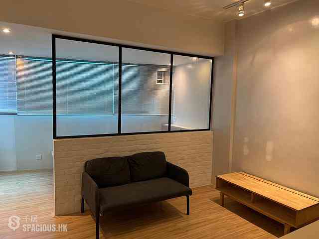 Central - 75, Hollywood Road 02