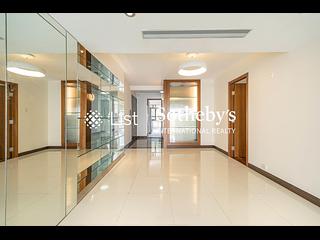 Shouson Hill - Goldson Place 03