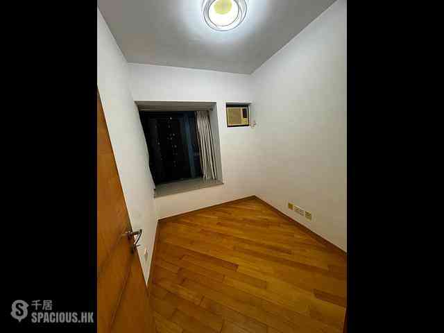 Tai Kok Tsui - The Long Beach Tower 7 04