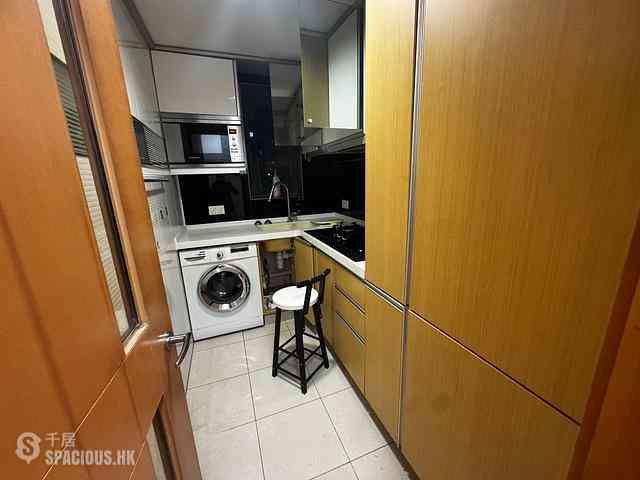 Tai Kok Tsui - The Long Beach Tower 7 05