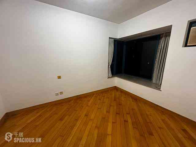 Tai Kok Tsui - The Long Beach Tower 7 10