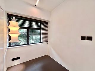 Sai Ying Pun - Wah Tat Court 04