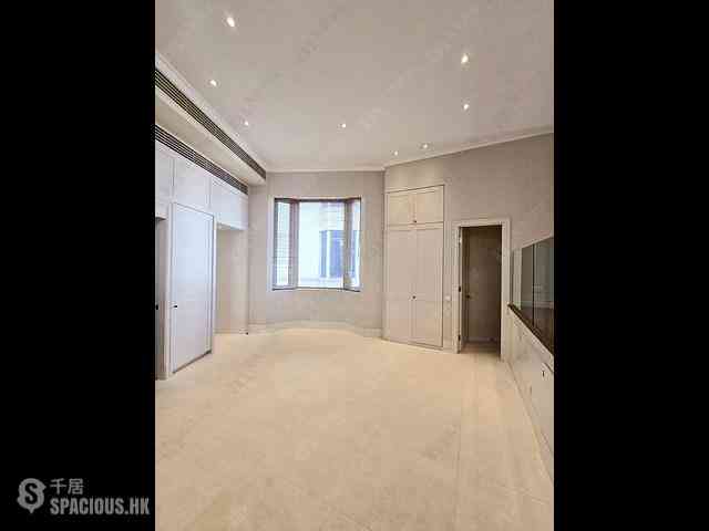 Shouson Hill - Bay Villas 05