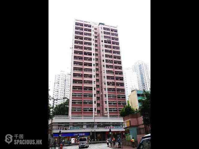 Sheung Wan - Lai Yan Lau 01