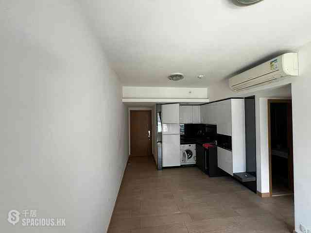 Tung Chung - Century Link Phase 1 Tower 5B 06