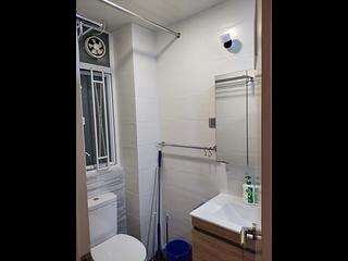 Causeway Bay - Chung Min Mansion 05