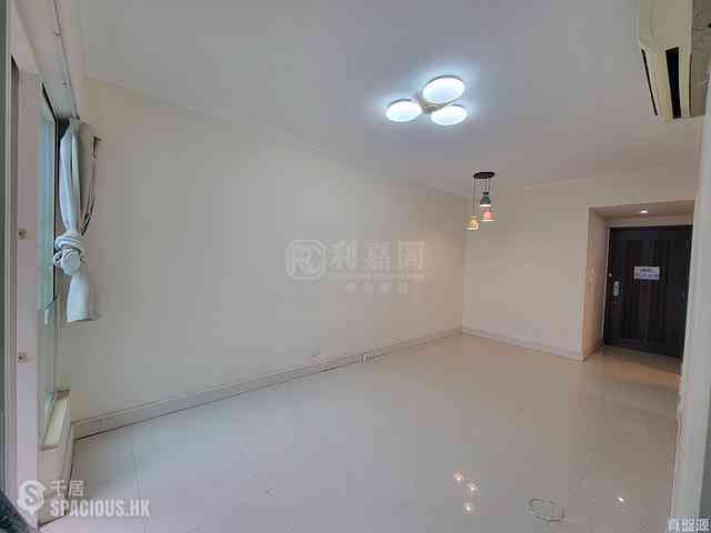 Lohas Park - Lohas Park Phase 2B Le Prime Block 8 03