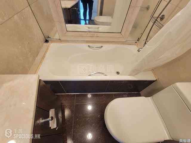 Lohas Park - Lohas Park Phase 2B Le Prime Block 8 09