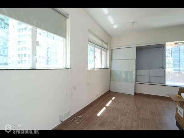 Wan Chai - Able Building 04