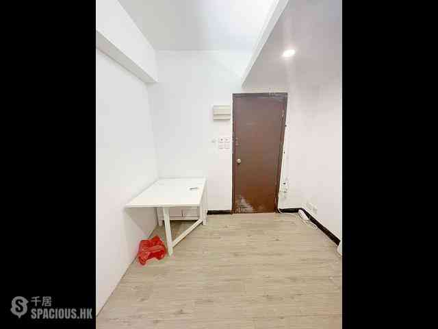 Tsim Sha Tsui - Long Kee Mansion 03