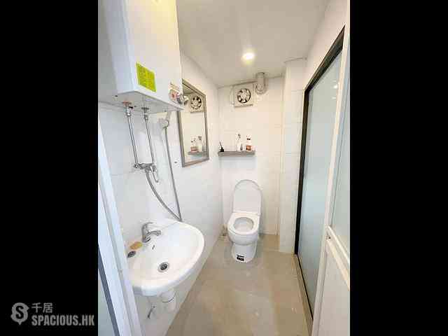 Tsim Sha Tsui - Long Kee Mansion 04