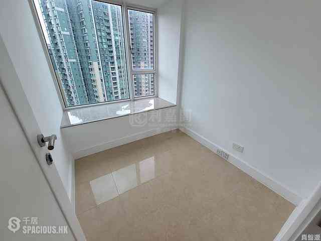 Lohas Park - Lohas Park Phase 1 The Capitol Tower 1 06