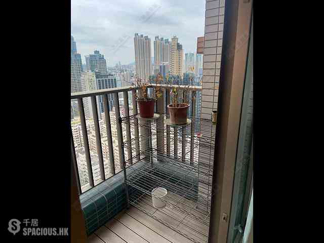 Tai Kok Tsui - Harbour Green Tower 6 03