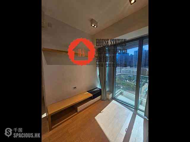 Tseung Kwan O - Savannah Block 3A 05