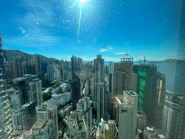 Sheung Wan - Queen's Terrace Block 1 02