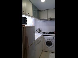 Wan Chai - Tonnochy Towers Block B 06