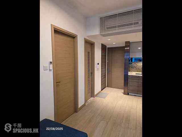 Tseung Kwan O - The Wings Ocean Wings Block 7A 06