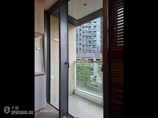 Tseung Kwan O - The Wings Ocean Wings Block 7A 07
