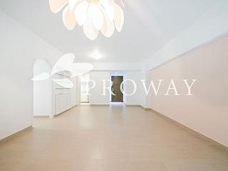 Mid Levels West - Realty Gardens Vienna Court (Block 5) 03