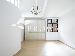 Mid Levels West - Realty Gardens Vienna Court (Block 5) 05
