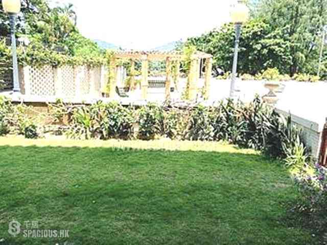 Stanley - Helene Garden 05