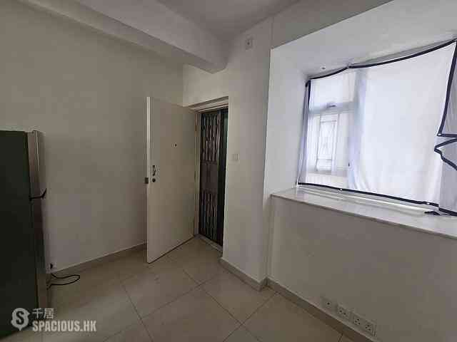 Tsim Sha Tsui - Shun Fai Building 02