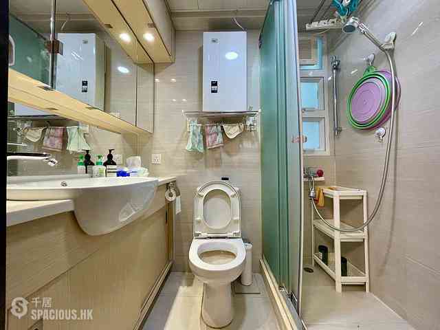 Shek Tong Tsui - Kwan Yick Building Phase 2 11