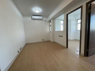 Sai Ying Pun - Kwan Yick Building Phase 3 05