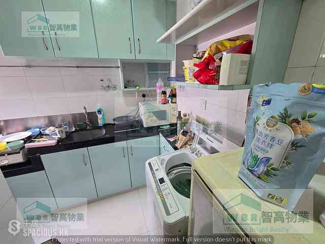 Sai Ying Pun - Kwan Yick Building Phase 3 06