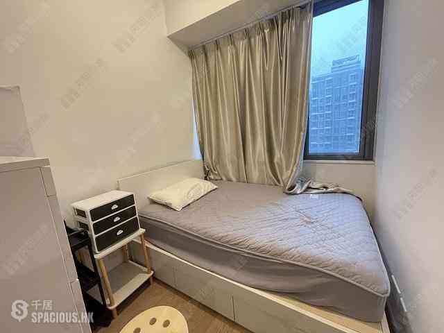 Pak Shek Kok - Solaria Tower 10 04