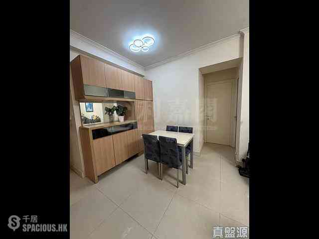 Lohas Park - Lohas Park Phase 2B Le Prime Block 8 03