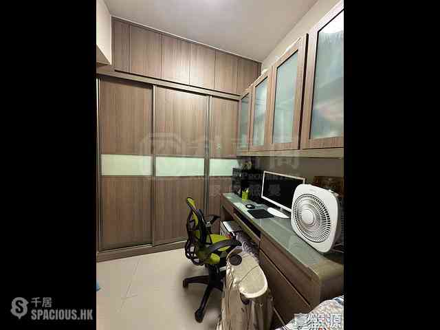 Lohas Park - Lohas Park Phase 2B Le Prime Block 8 06
