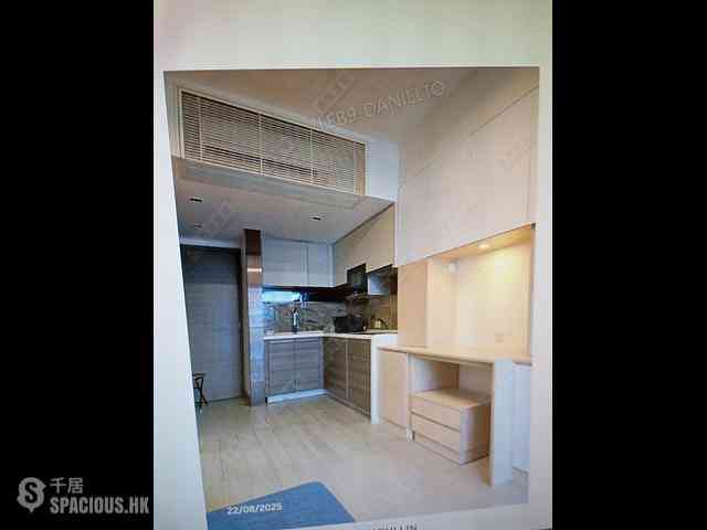 Tseung Kwan O - The Wings Ocean Wings Block 1 02