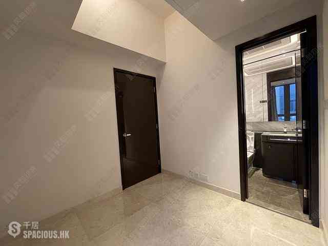 Ho Man Tin - Ultima Phase 2 04