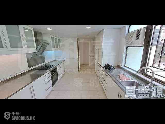 Repulse Bay - Fairview Court 06
