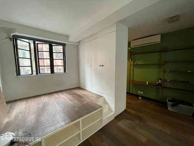 Sai Ying Pun - New Start Building 01