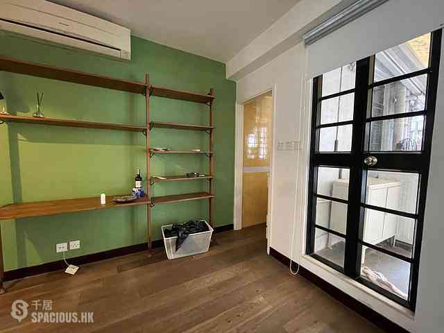 Sai Ying Pun - New Start Building 03
