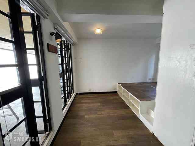 Sai Ying Pun - New Start Building 17
