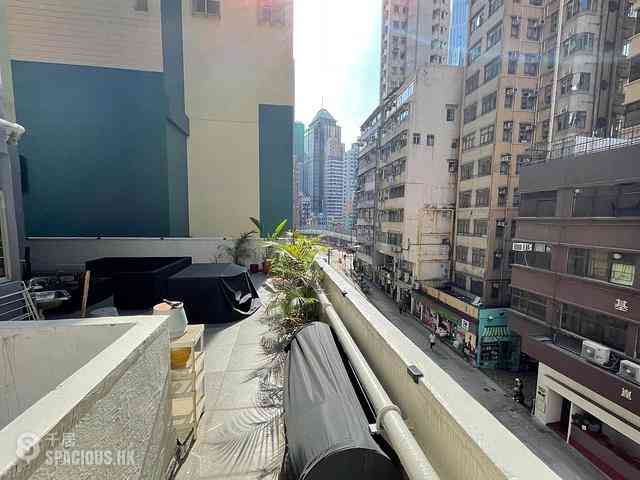 Sai Ying Pun - New Start Building 25