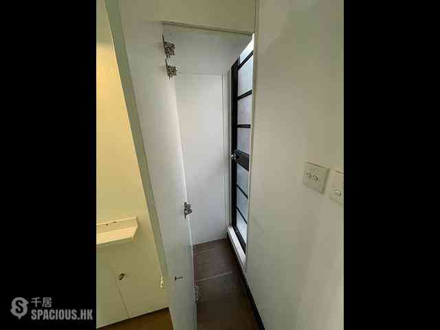 Sai Ying Pun - New Start Building 32