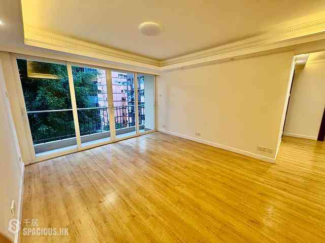 Wan Chai - Phoenix Court Block 5 02