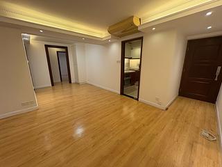 Wan Chai - Phoenix Court Block 5 05