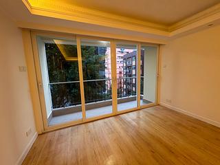 Wan Chai - Phoenix Court Block 5 06