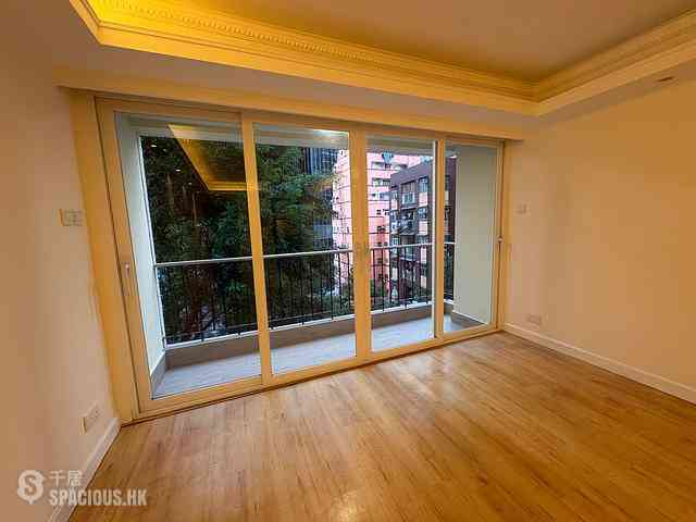 Wan Chai - Phoenix Court Block 5 06