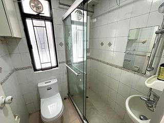 Quarry Bay - Kornhill Block G 09